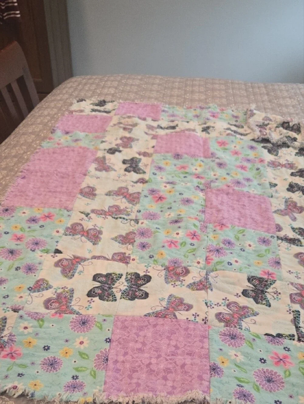 Plush Butterfly Patchwork Rag Quilt Blanket - Pink